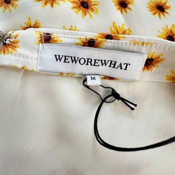 WeWoreWhat Mini Slip Skirt Size Medium Satin it Ditsy Daisy Y2K Daisies Floral - Picture 8 of 11